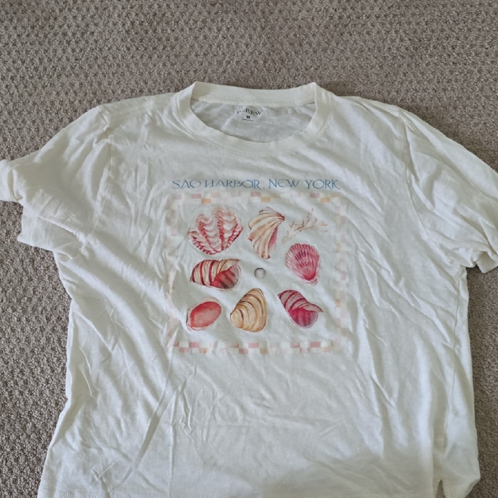 White Seashell Graphic Tshirt